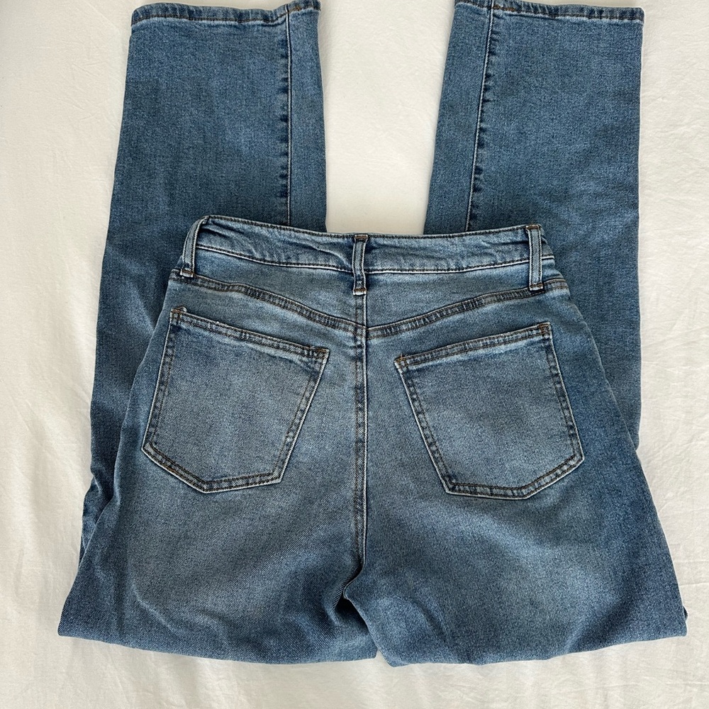 BCBG straight leg jeans - Picture 3 of 3